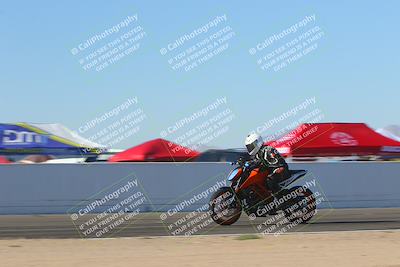media/Nov-06-2023-Moto Forza (Mon) [[ce023d0744]]/4-Beginner Group/Session 4 (Finish Line Checker)/